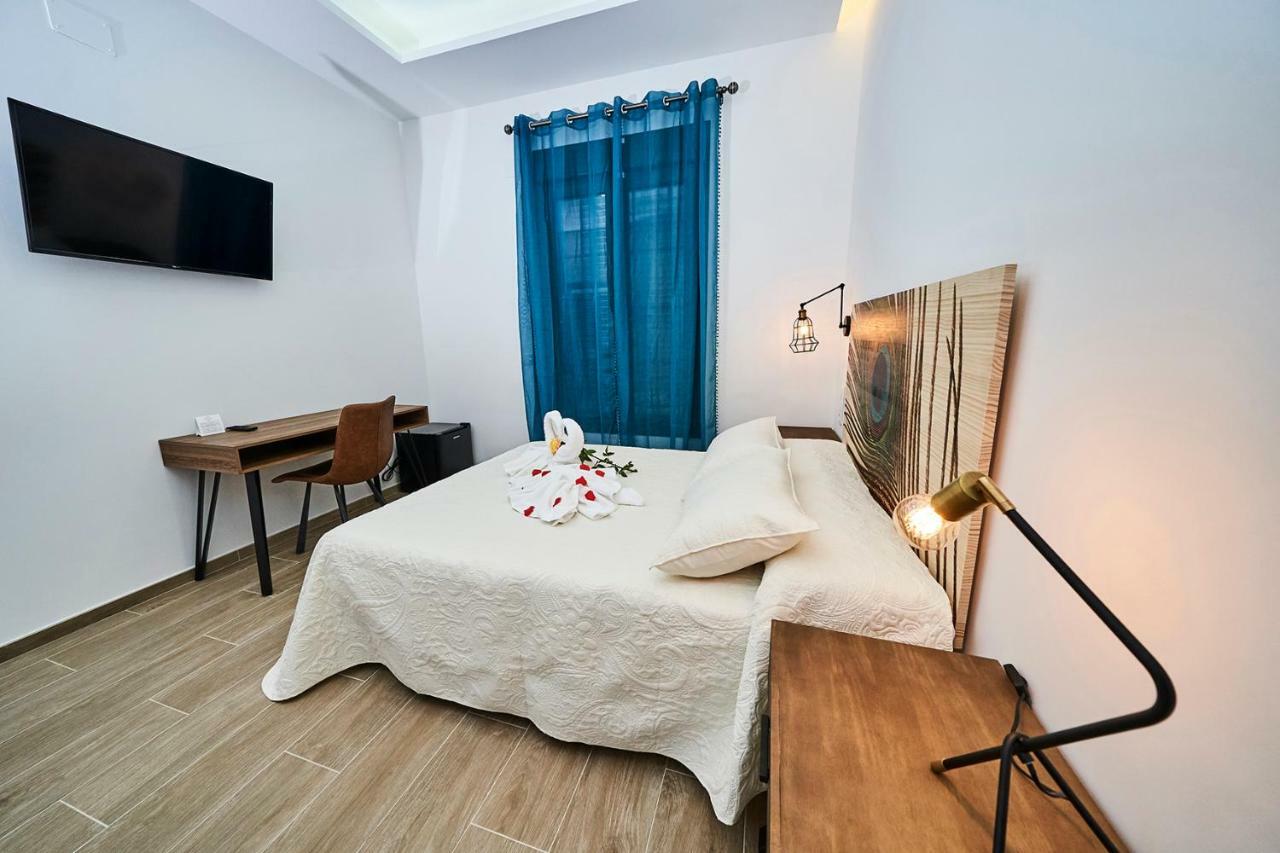 Hotel Bajamar Ancladero Playa Nerja Exterior photo